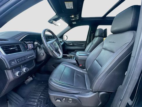 Used 2021 GMC Yukon XL Denali w/ Denali Premium Package RWD image 22