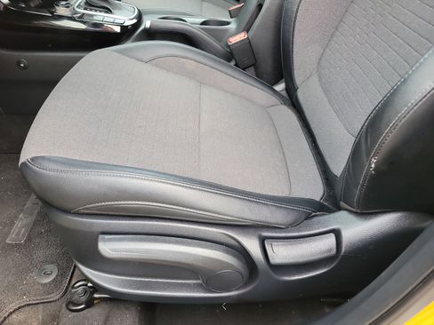 Used 2022 Kia Seltos S AWD/4WD image 5