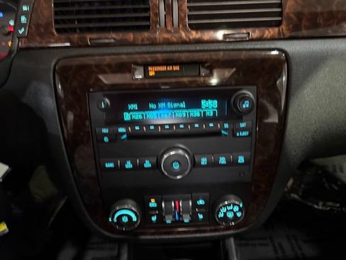 Used 2015 Chevrolet Impala LTZ FWD image 18