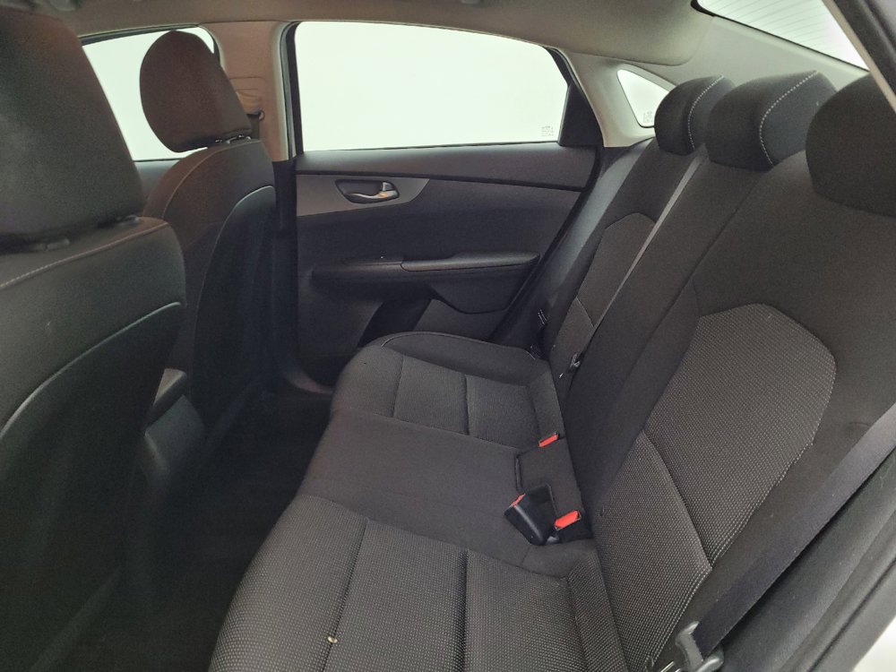 Used 2020 Kia Forte LXS FWD image 18