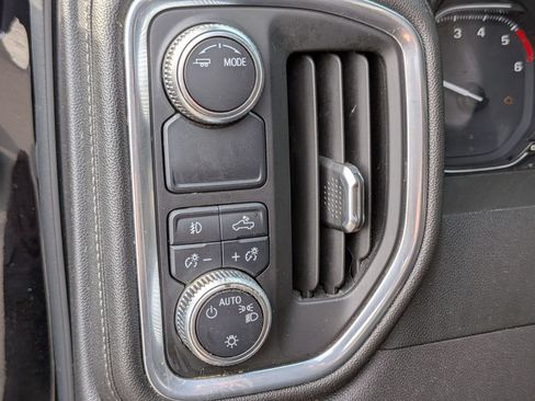 Used 2021 GMC Sierra 1500 Elevation RWD image 17