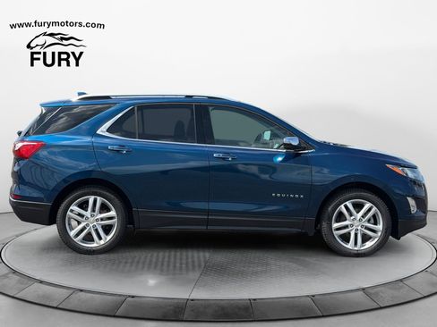 Used 2020 Chevrolet Equinox Premier AWD/4WD image 2
