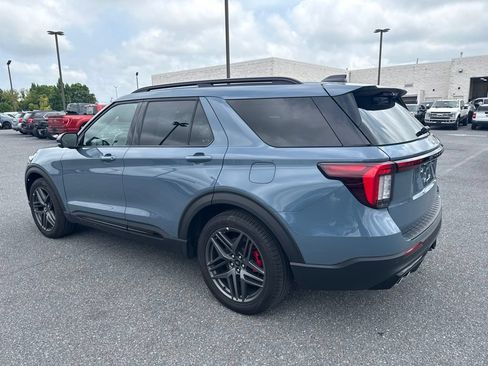 Certified 2025 Ford Explorer ST w/ Sun And Sound Package RWD image 3