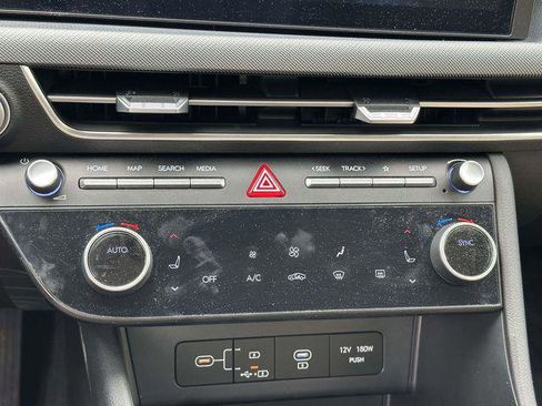 Certified 2024 Hyundai Sonata SEL FWD image 21