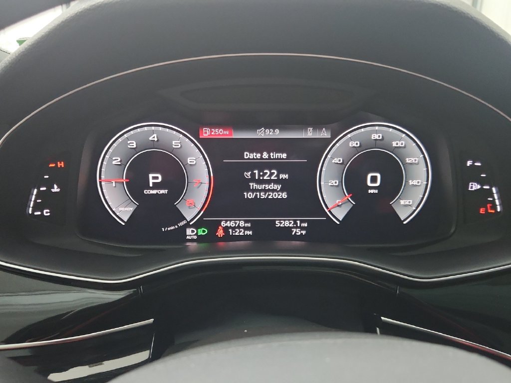 Used 2021 Audi Q7 2.0T Premium w/ Convenience Package AWD/4WD image 25