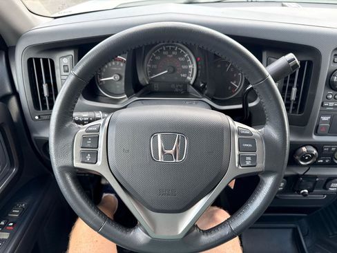 Used 2014 Honda Ridgeline Sport image 33