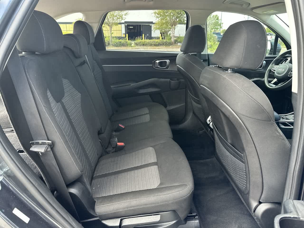 Used 2022 Kia Sorento LX FWD image 20