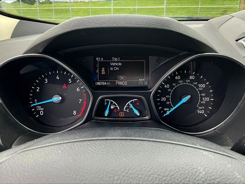 Used 2018 Ford Escape SEL w/ Ford Safe & Smart Package AWD/4WD image 13