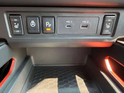 Used 2025 Nissan Frontier Pro-X w/ Pro Convenience Package RWD image 30