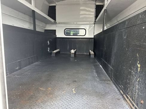 Used 2022 Ford F550 4x4 SuperCab Super Duty image 16