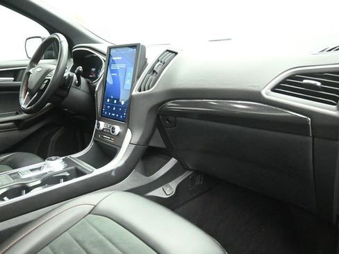 Certified 2021 Ford Edge ST-Line w/ Class II Trailer Tow Package image 27