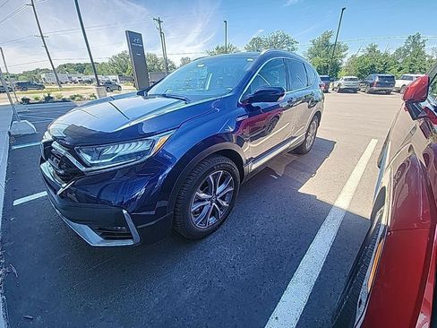Used 2022 Honda CR-V Touring image 4
