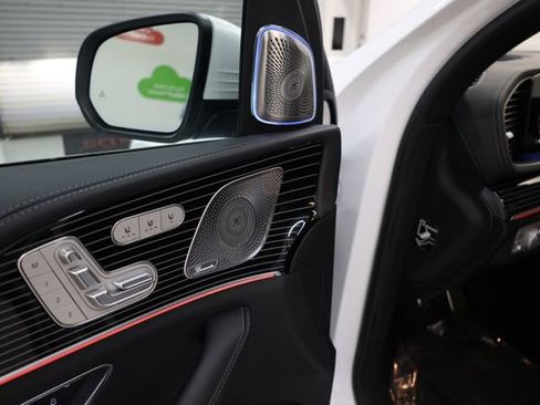 Used 2026 Mercedes-Benz Maybach GLS 600 4MATIC image 82
