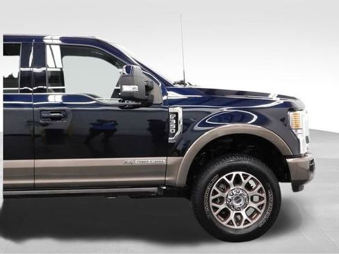 Used 2022 Ford F350 King Ranch w/ FX4 Off-Road Package image 17