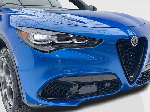 New 2025 Alfa Romeo Stelvio Sprint w/ Convenience Package image 3