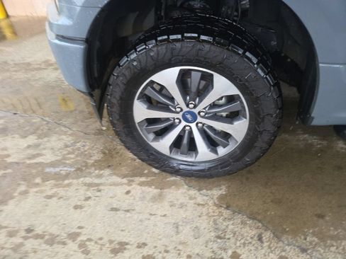 Used 2019 Ford F150 XL w/ Equipment Group 101A Mid RWD image 14