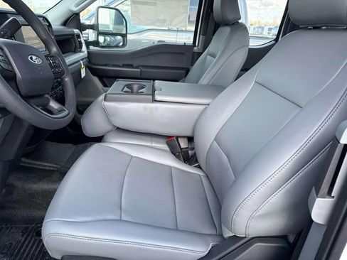 New 2026 Ford F250 XL w/ XL Chrome Package image 16