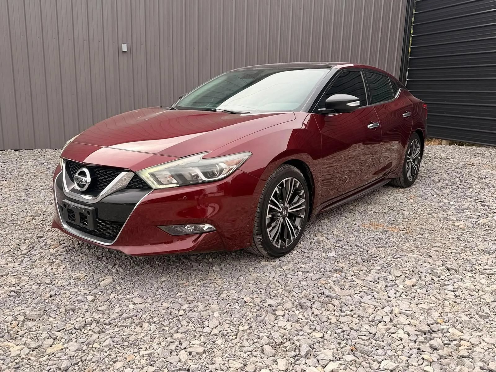Used 2018 Nissan Maxima Platinum FWD image 1