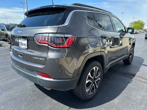 Used 2022 Jeep Compass Limited AWD/4WD image 3