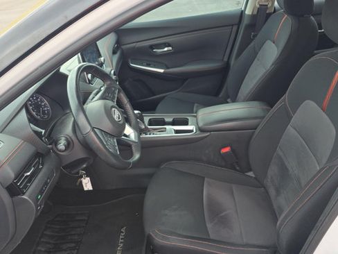 Used 2024 Nissan Sentra SR FWD image 3