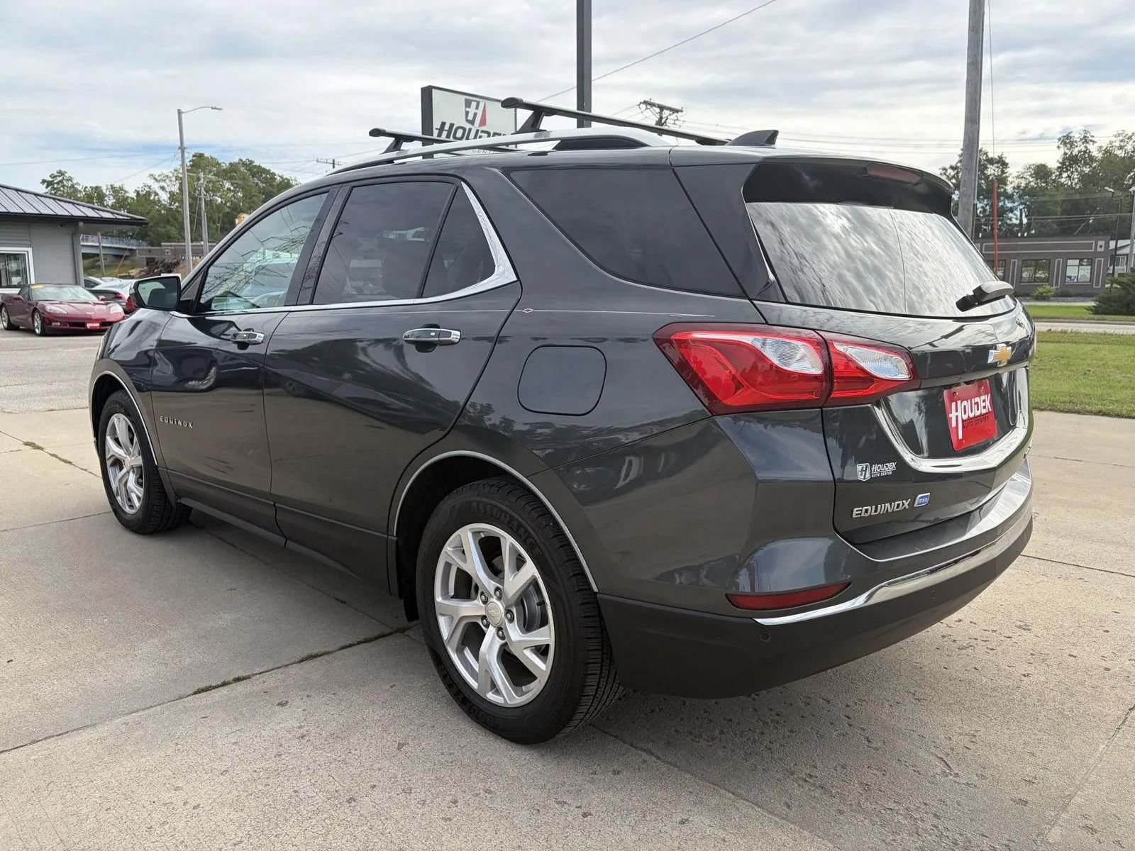Used 2018 Chevrolet Equinox Premier AWD/4WD image 6