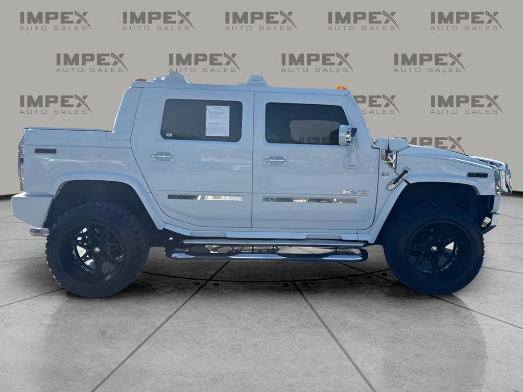 Used 2005 HUMMER H2 SUT w/ Preferred Equipment Group AWD/4WD image 7