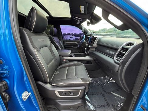 Used 2021 RAM 1500 Laramie w/ Sport Appearance Package AWD/4WD image 44