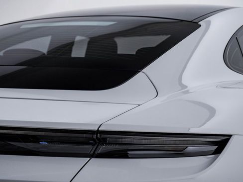 Used 2020 Porsche Taycan Turbo image 13