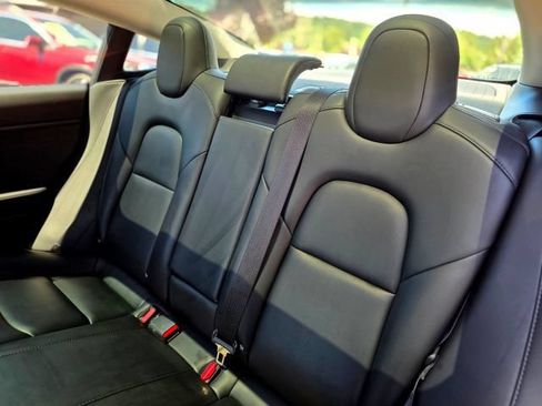 Used 2018 Tesla Model 3 Mid Range RWD image 41