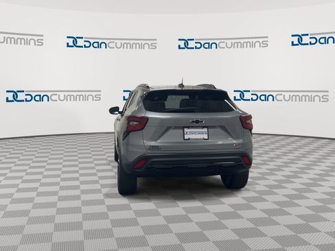 Used 2024 Chevrolet Trax RS w/ Driver Confidence Package FWD image 7
