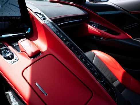 Used 2023 Chevrolet Corvette Stingray Preferred Cpe w/ Z51 Performance Package RWD image 42