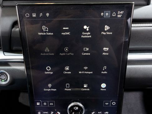 Used 2025 GMC Terrain Elevation w/ Elevation Premium Package image 17