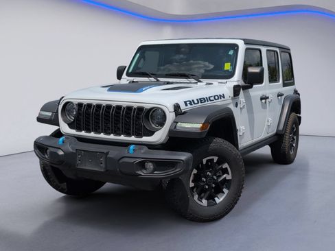 Used 2024 Jeep Wrangler Unlimited Rubicon 4xe AWD/4WD image 2