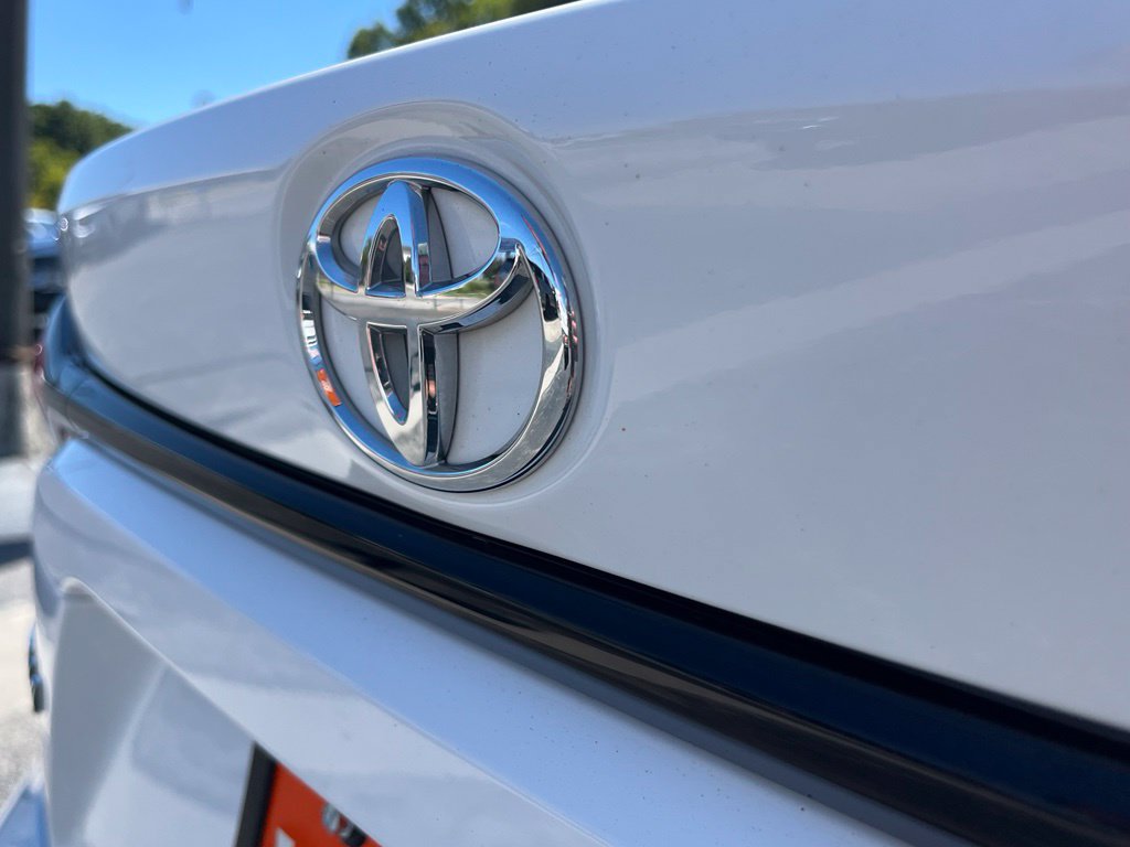 Used 2023 Toyota Corolla LE FWD image 9