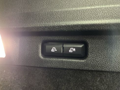 Used 2022 Lincoln Corsair AWD w/ Equipment Group 101A image 29