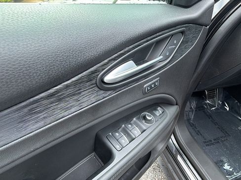 Used 2024 Alfa Romeo Stelvio Sprint AWD/4WD image 15