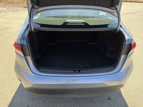 Used 2023 Toyota Corolla LE image 18