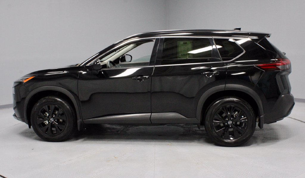 Certified 2023 Nissan Rogue SV w/ SV Premium B Package AWD/4WD image 7