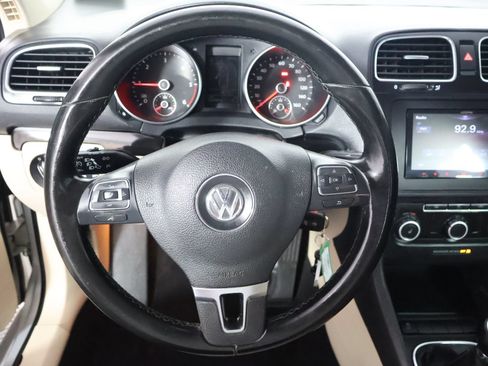 Used 2010 Volkswagen Jetta TDI FWD image 32