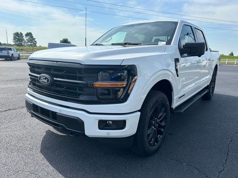 New 2025 Ford F150 XLT w/ Equipment Group 302A MID image 4