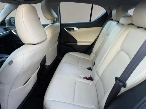 Used 2012 Lexus CT 200h Premium FWD image 26