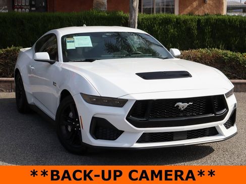 Used 2025 Ford Mustang GT RWD image 2