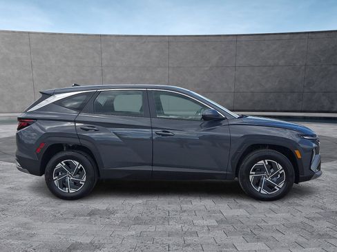 New 2026 Hyundai Tucson Blue SE AWD/4WD image 7