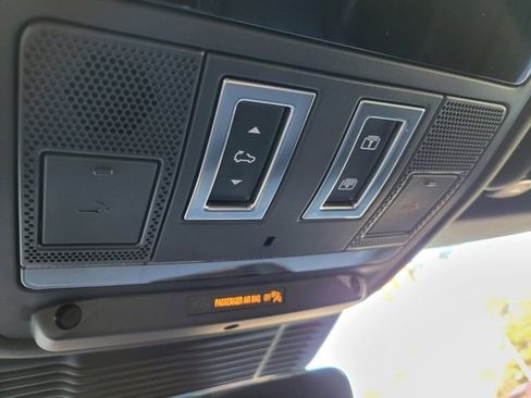 Used 2026 Land Rover Range Rover Evoque S image 37