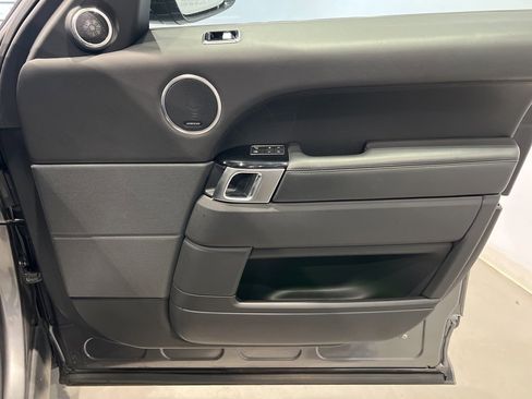 Used 2019 Land Rover Range Rover Sport HSE Dynamic image 34