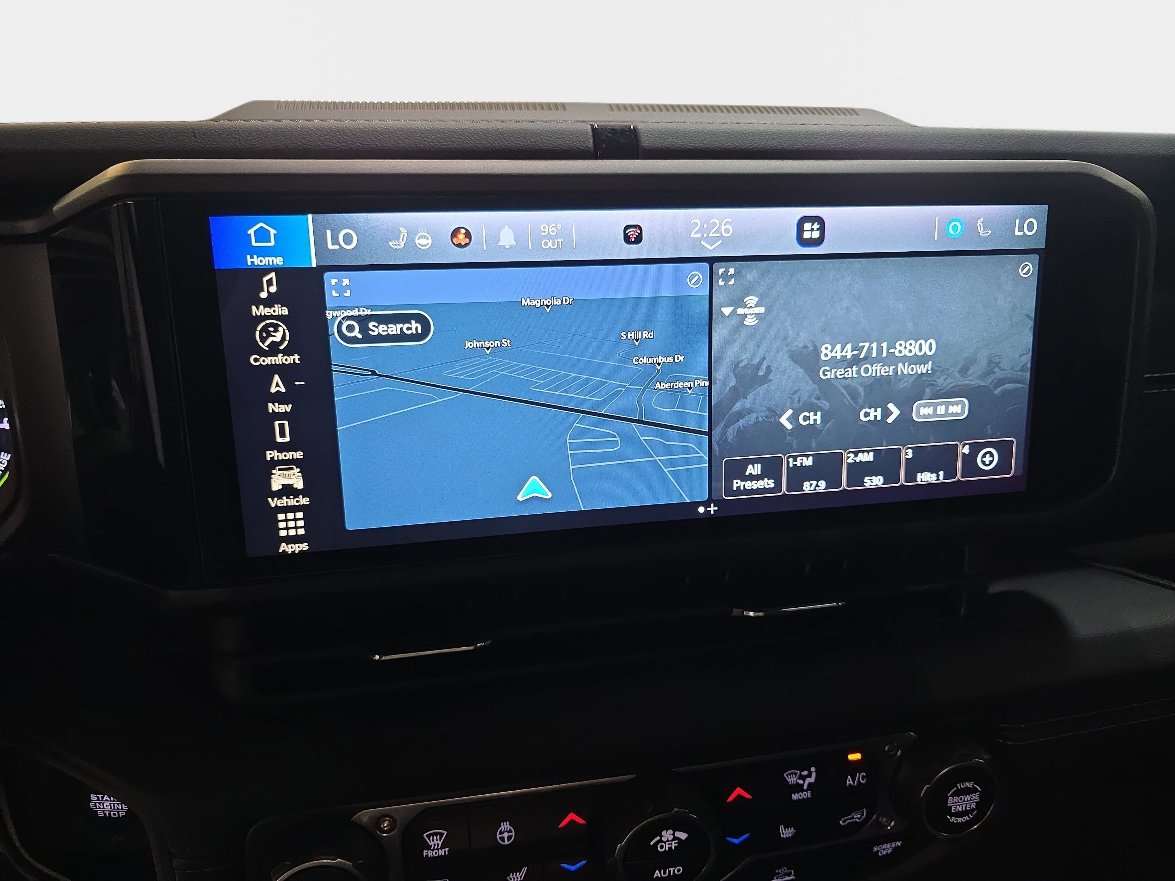 Used 2024 Jeep Wrangler Unlimited Sahara w/ Technology Group AWD/4WD image 18