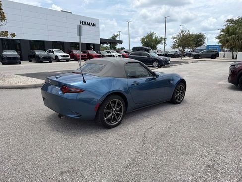 Used 2020 MAZDA MX-5 Miata Grand Touring RWD image 5