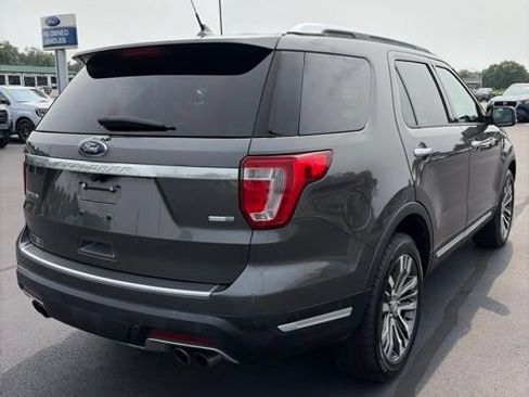 Used 2019 Ford Explorer Platinum AWD/4WD image 5