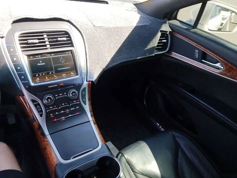 Used 2018 Lincoln MKX Select w/ Lincoln MKX Climate Package image 7