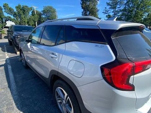 Used 2020 GMC Terrain SLT w/ Preferred Package AWD/4WD image 5